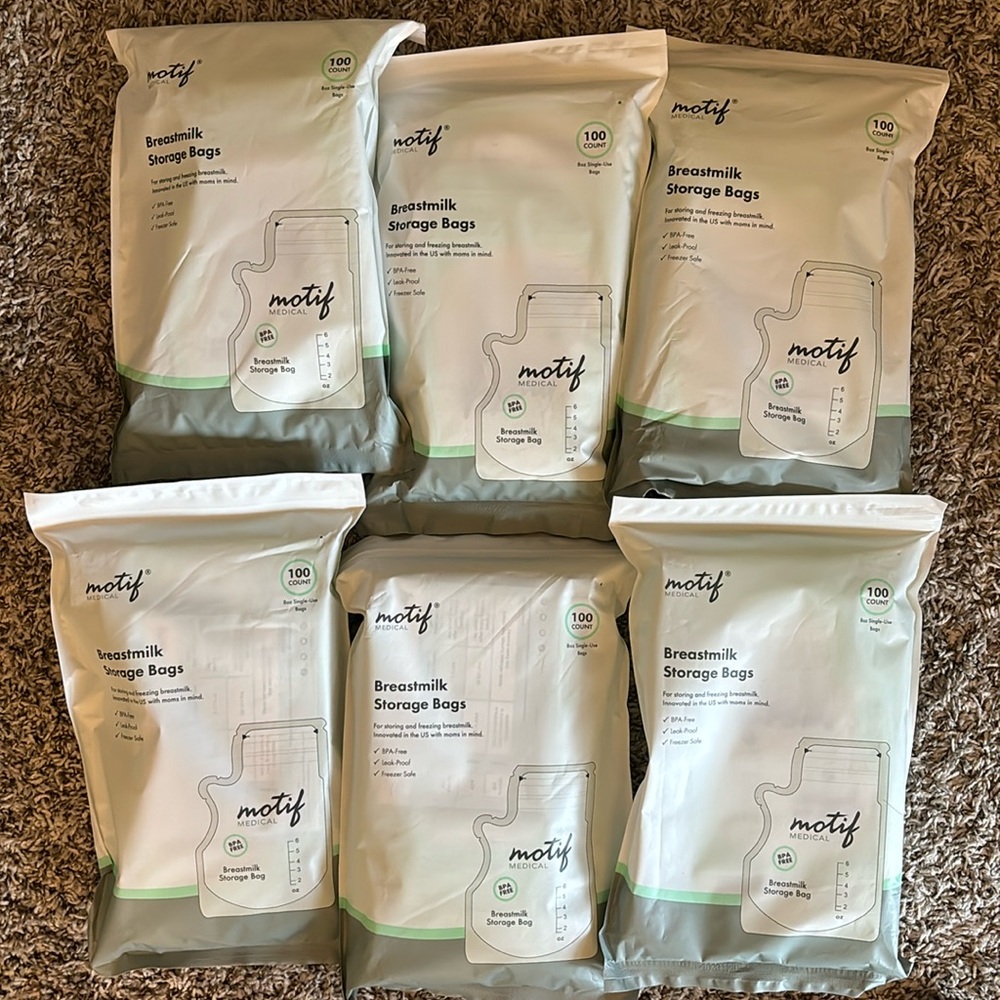 Motif Breastmilk Storage Bags